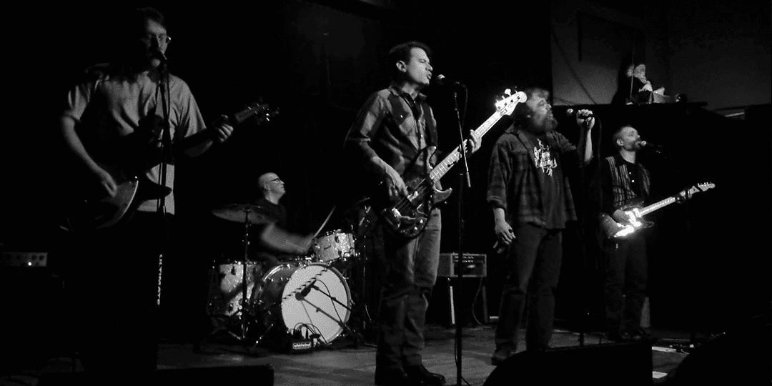 Low Czars members Bob Koch, Larry Braun, James Leaver, Adam Zar, and Peter Fatka. Photo by Michelle Damitz.