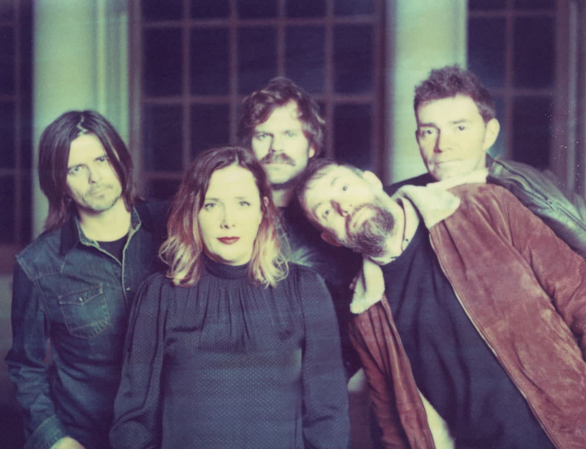 Slowdive.