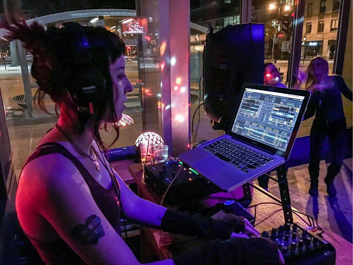 DJ ellafine playing at Tavernakaya. Photo by Nathan Vergin.
